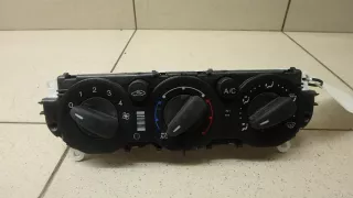 1896669 Ford Блок управления отопителем Ford Focus 3 restailing Арт E95204999, вид 1