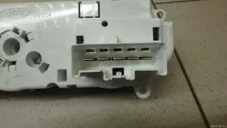 1896669 Ford Блок управления отопителем Ford Focus 3 restailing Арт E95204999, вид 6