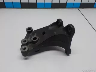 1232131100 Toyota Кронштейн двигателя Lexus RX 2 Арт E41117101