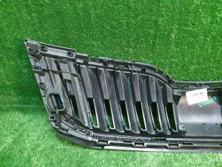 5E0853653C041 решетка радиатора Skoda Octavia A7 Арт DIZ0000006507442, вид 9