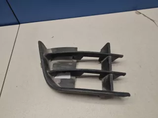 5J0853666A9B9 Решётка в бампер центральная Skoda Rapid Арт Z318599, вид 2