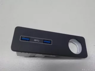 FW9319E110CA Jaguar Разъем AUX / USB Land Rover Discovery 5 Арт E52185535, вид 1