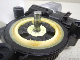67627406634 BMW Моторчик стеклоподъемника BMW 3 F30/F31/GT F34 Арт E95427106, вид 7