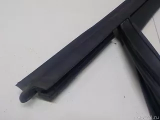 8U0839440 VAG Направляющая стекла двери Audi Q3 2 Арт E51513354, вид 4