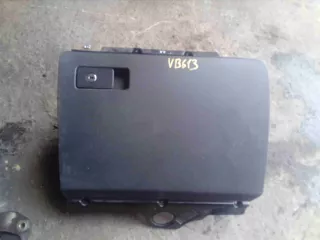 3c1857114 Бардачок   Volkswagen Passat B6 Арт Vb613, вид 1
