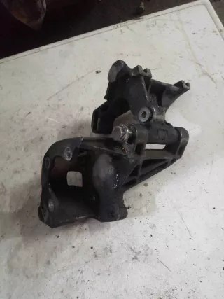 028145523F Кронштейн   Volkswagen Golf 3 Арт G3KG, вид 2