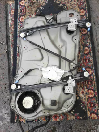 1j4837756e Стеклоподъемник электрический   Volkswagen Golf 4 Арт SG4S3, вид 2