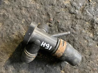 1114501200 Фланец (тройник) системы охлаждения   Volkswagen Golf 4 Арт H91, вид 2