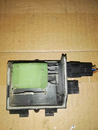 893959263 Сопротивление печки   Audi 80 B4 Арт 8812, вид 1