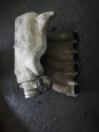 028129713h Коллектор впускной   Volkswagen Golf 3 Арт G3K72, вид 2