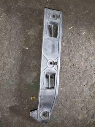 1J0807184A Кронштейн крепления бампера переднего   Volkswagen Golf 4 Арт G41820, вид 2