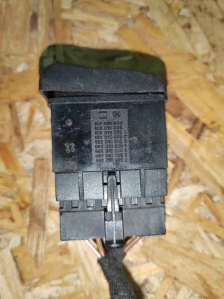 6K1919235 Кнопка AirBag   Seat Ibiza 2 Арт IB64, вид 2