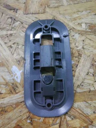 7M0883087F Пластик салазок сиденья   Volkswagen Sharan 1 Арт SH1P18, вид 2
