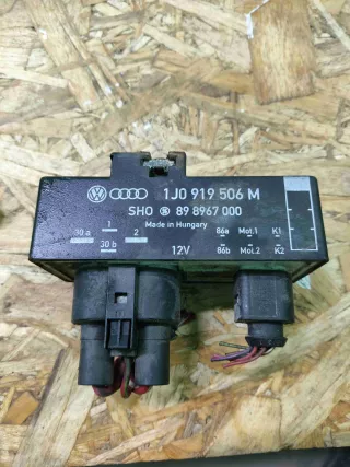 1j0919506M Блок управления вентилятора радиатора (реле)   Volkswagen Golf 4 Арт G4966, вид 1