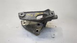 X00767 Кронштейн редуктора Chevrolet Captiva Арт 9084710