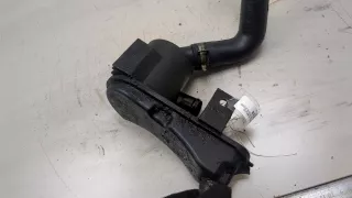 1440654,1352459 Маслоотделитель (сапун) Ford Focus 2 1.8л TDCI Арт 9119489, вид 3