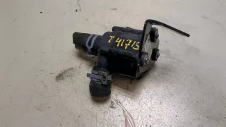 5Q0965561B Насос антифриза (помпа) Audi Q5 2 Арт 9063088