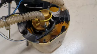  Насос топливный Audi A6 C5 (S6,RS6) Арт 8961975, вид 3