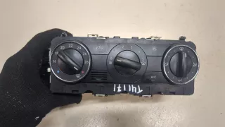 A1698301985 Блок управления печки / климат-контроля Mercedes B W245 Арт 8990441, вид 2