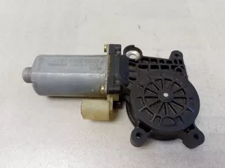 67628362066 Моторчик заднего левого стеклоподъемника BMW 3 E46 Арт 6136572, вид 1
