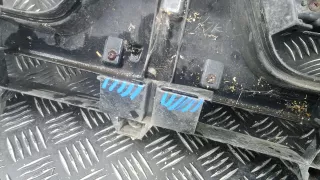 7450A369 Решетка радиатора Mitsubishi Pajero 4 Арт ZDN09G101, вид 8