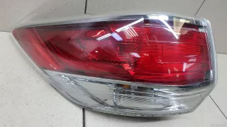 815600E110 Toyota Фонарь задний наружный левый Toyota Highlander 3 restailing Арт E95615611, вид 2