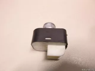 8V0959565D VAG Переключатель регулировки зеркала Audi A3 8V Арт E22616307, вид 3