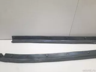 FB5Z16B990A Ford Уплотнитель капота Ford Explorer 5 restailing Арт E23061921, вид 3