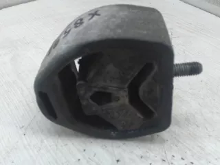  подушка кпп лев Volkswagen Passat B5 Арт 23002828, вид 1