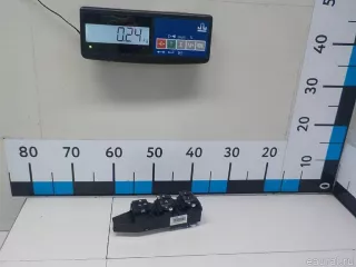935704Z305 Hyundai-Kia Блок управления стеклоподъемниками Hyundai Santa FE 3 (DM) Арт E52366946, вид 1
