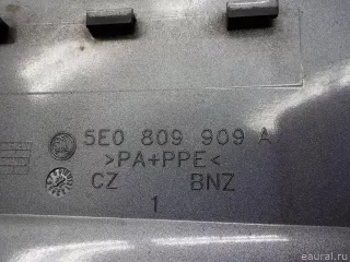5E0809909A VAG Лючок бензобака Skoda Octavia A8 Арт E40969935, вид 3