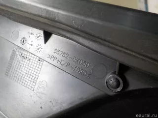 557080K210 Toyota Решетка стеклооч. (планка под лобовое стекло) Toyota Hilux 8 Арт E51822119, вид 13