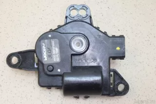 6008243 Tesla Моторчик заслонки отопителя Tesla model S Арт E95553948, вид 1