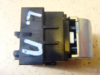 61319299459 BMW Кнопка открытия багажника BMW X3 G01 Арт E95668928, вид 5
