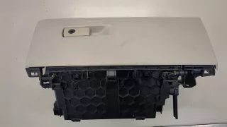 51166841166 Бардачок BMW X2 F39 Арт 9195102