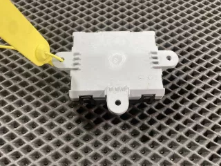 HK83-14D619-BB,LR078336 Блок управления двери задней правой Land Rover Evoque 1 restailing Арт 00455024_5, вид 4