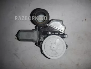 8572033240 Моторчик заднего правого стеклоподъемника Toyota Camry XV50 Арт 230711, вид 1