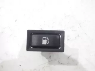 8484105020 Кнопка открывания лючка бензобака Toyota Avensis 3 Арт 1508640, вид 1