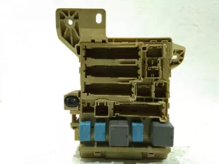 8273033720 Блок предохранителей Toyota Camry XV40 Арт 4355487, вид 1