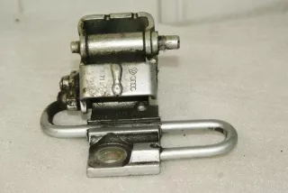 1J4833412C Петля двери задней правой нижняя Volkswagen Passat B5 Арт 4191866, вид 1