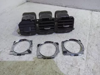 EH4464930D Дефлектор воздушный (салон) Mazda CX-7 Арт 5442229