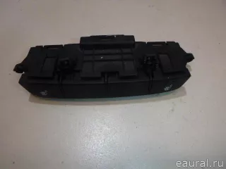 93310H53004X Hyundai-Kia Кнопка обогрева сидений Hyundai Solaris 2 Арт E22619837, вид 1