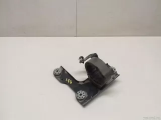 34336860882 BMW Кронштейн вакуумного насоса BMW 7 G11/G12 Арт E23168531