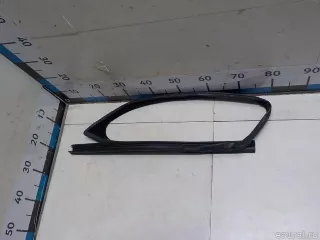 J9C17807 Jaguar Уплотнитель стекла двери Jaguar XE 1 restailing Арт E51576792, вид 4