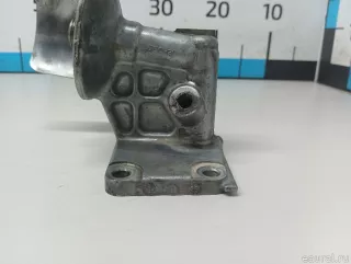 156770E010 Toyota Кронштейн масляного фильтра Toyota Hilux 8 Арт E103025416, вид 5