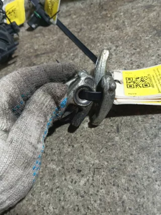  СКОБА (КРОНШТЕЙН) КРЕПЛЕНИЯ ФОРСУНКИ Renault Kangoo 2 Арт 46023069140_2