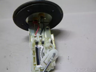 8332042100 Toyota Датчик уровня топлива Toyota Rav 4 5 Арт E23005696, вид 3