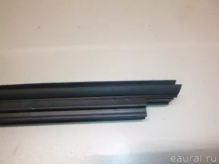 68173F4011 Toyota Уплотнитель (внутри) Toyota C-HR Арт E23007221, вид 4