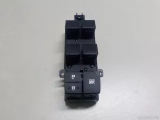 8404033180 Toyota Блок управления стеклоподъемниками Lexus UX Арт E51724929, вид 4