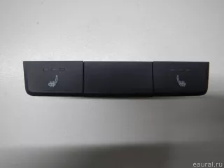565963107 VAG Кнопка подогрева сидений Skoda Karoq Арт E70539368